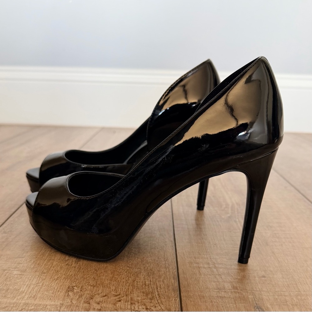 Nine West Elegant Black Peep-Toe Heels Size 8.5